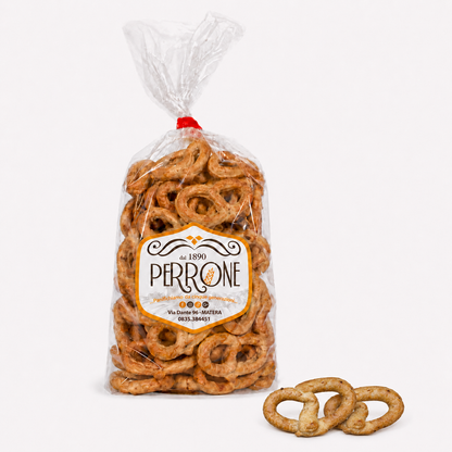 Taralli uvetta e cipolla artigianali con confezione Perrone e prodotto in esposizione