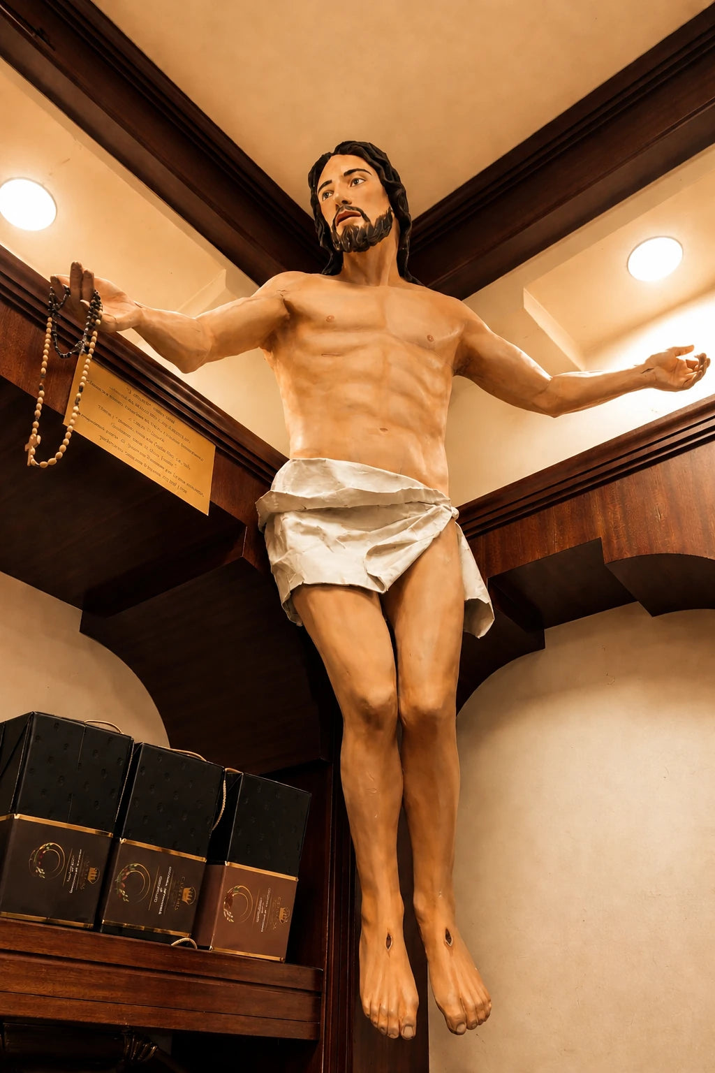 statua della festa della bruna panificio Perrone 
